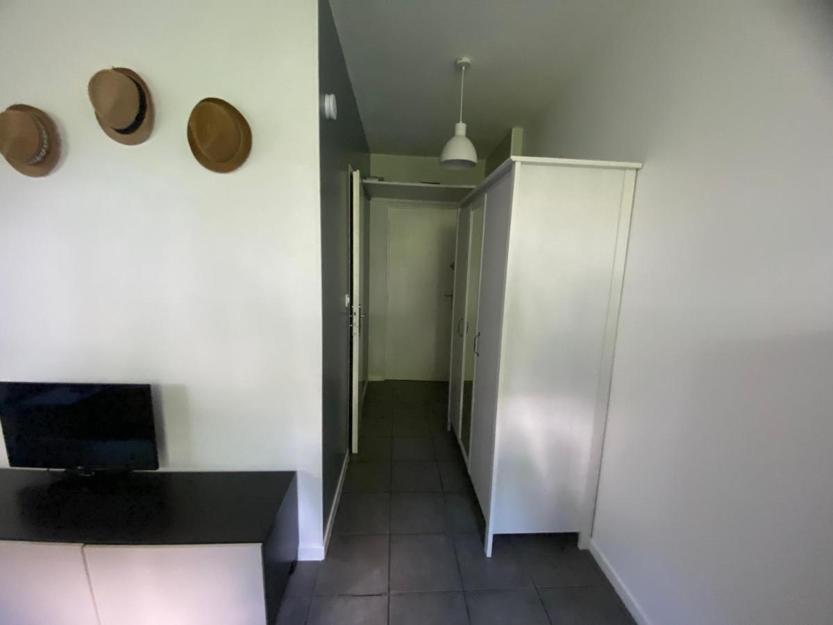 La Paille Metz Luxembourg Parking Un-Sejour-A-Part Appartement Buitenkant foto