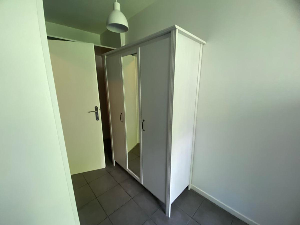 La Paille Metz Luxembourg Parking Un-Sejour-A-Part Appartement Buitenkant foto
