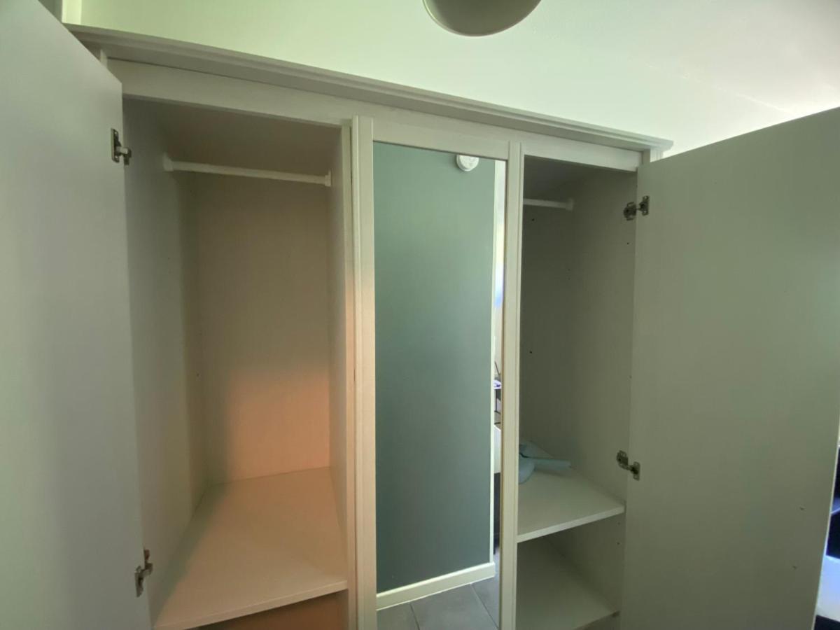 La Paille Metz Luxembourg Parking Un-Sejour-A-Part Appartement Buitenkant foto