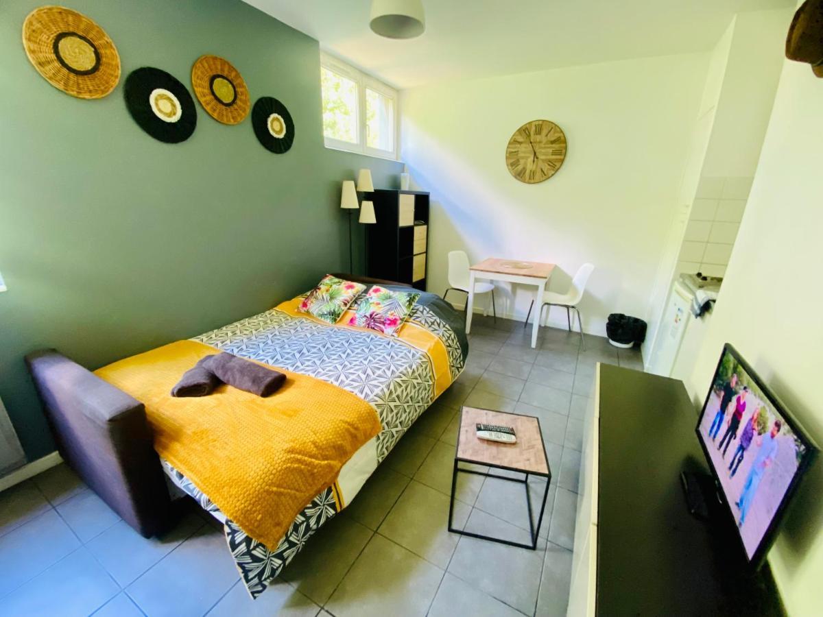 La Paille Metz Luxembourg Parking Un-Sejour-A-Part Appartement Buitenkant foto